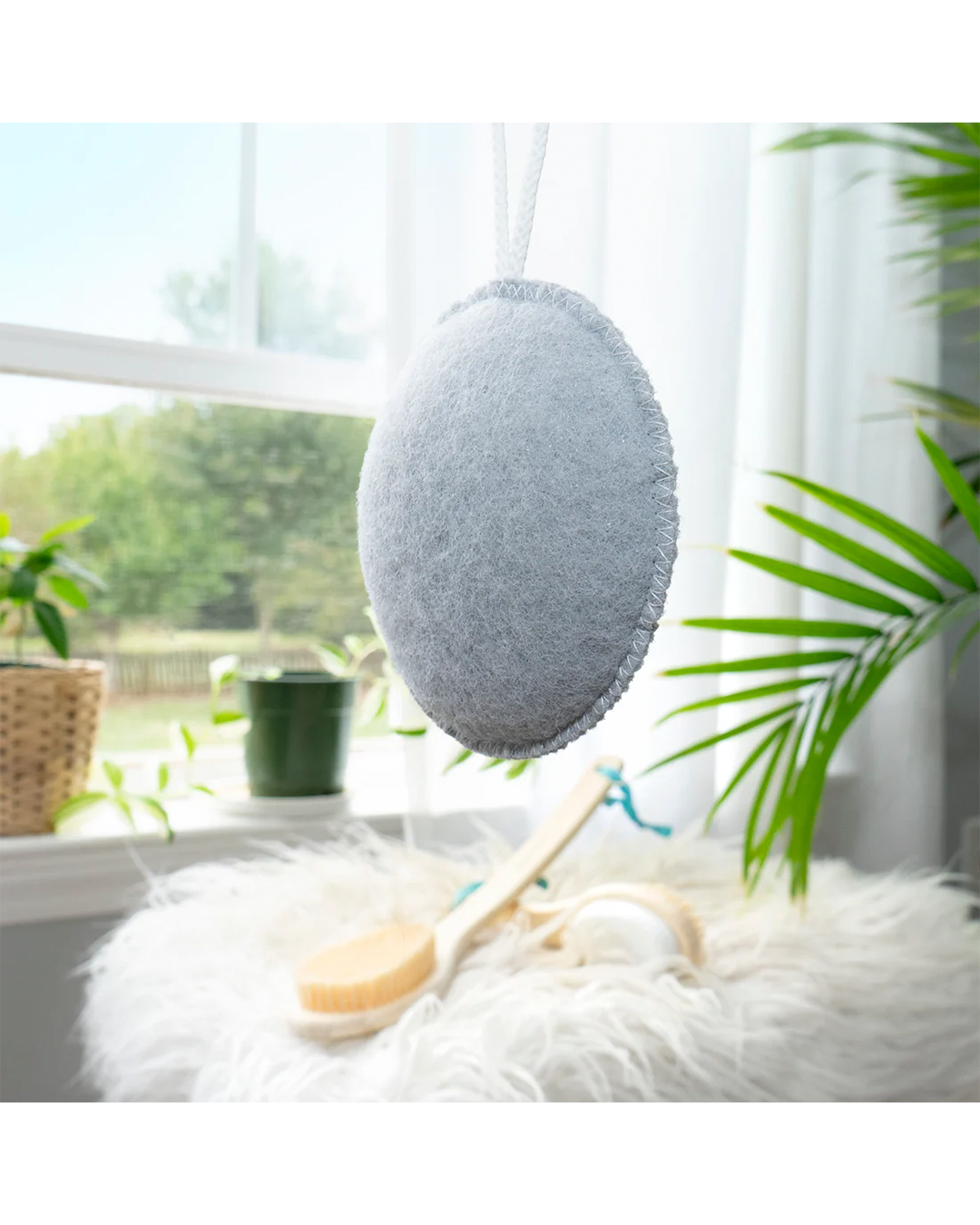 Charcoal Exfoliating Puff